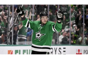 Wyatt Johnston Breaks Modano’s Power Play Record Postgame