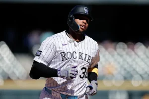 Yankees Claim Yanquiel Fernández in Roster Shakeup