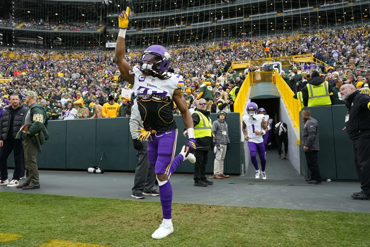 Aaron Jones