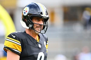 Former Packers Star Predicts Aaron Rodgers’ NFL Future Next Week