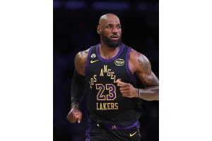 JJ Redick Confirms Lakers’ Delayed Plan for Adou Thiero