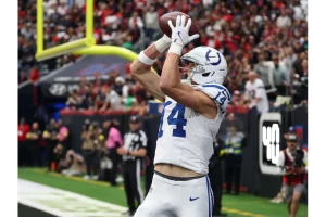 Alec Pierce’s Top 3 Surprise Free Agency Landing Spots