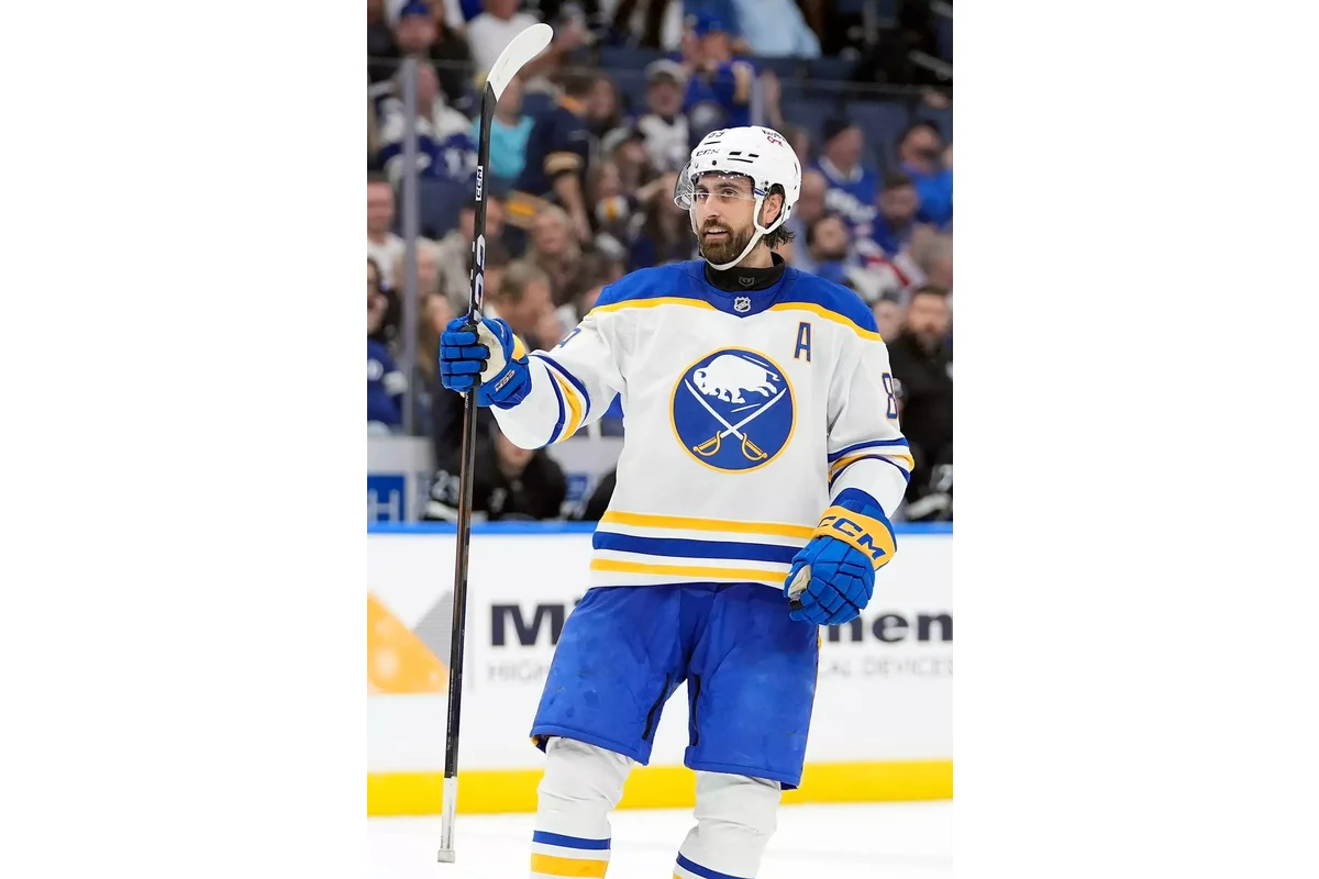Alex Tuch