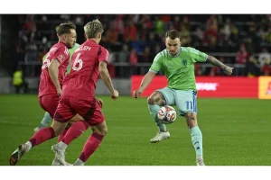 Andy Thomas’ 5 Saves Seal Sounders’ 1-0 Win Over St. Louis
