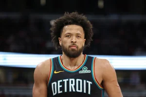 Suns Bring Back CJ Huntley on New Two-Way Contract