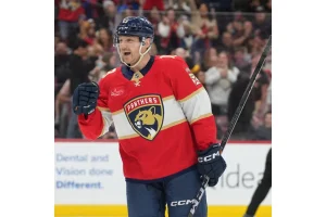 Will Carter Verhaeghe Score vs. Devils? Check the Odds!