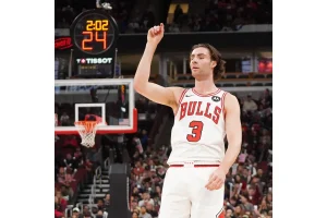 Chicago Bulls Roster Shakeup: Who Stays and Who’s Gone?