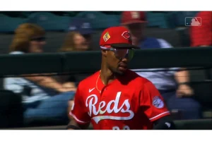 Cincinnati Reds’ Offseason: Suarez Returns but Questions Remain