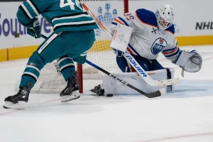 Colorado Avalanche Clash with Hot Anaheim Ducks Tonight