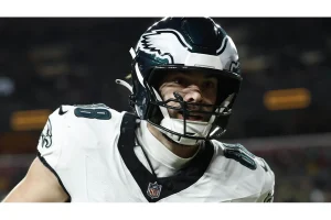 Eagles Face Tough Decision as Dallas Goedert’s Future Clouds