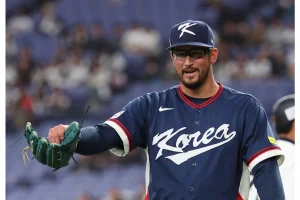 How Dane Dunning Qualifies to Play for Korea in WBC