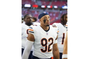 Daniel Hardy Signs Two-Year Deal to Stay with Chicago Bears