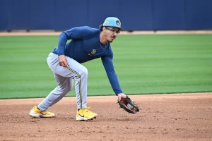 David Hamilton Set to Boost Brewers as Key Utility Infielder
