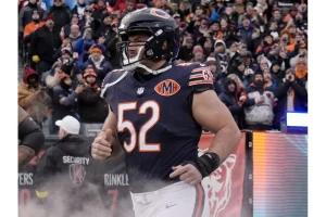 Bears Pro Bowl Center Drew Dalman to Retire After 5 Seasons