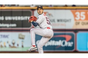 Astros’ Josh Hader, Enyel De Los Santos Injury Updates Reveal Hope