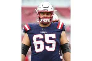 Bears Land Garrett Bradbury as New Center After Dalman Exit
