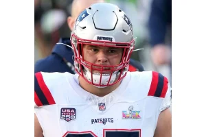 Patriots Trade Veteran Center Garrett Bradbury to Bears