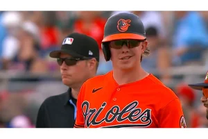 Heston Kjerstad’s Hot Bat Clashes with Defensive Flaws