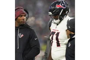 Detroit Lions Trade David Montgomery to Texans for OL, Picks
