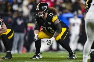 Isaac Seumalo’s Free Agency Price Surges After Texans Deal