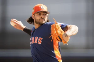 Jeremy Peña’s WBC 2026 Status Uncertain After Injury