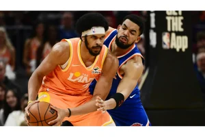Jericho Sims Surges, Eyes Key Role Next to Giannis