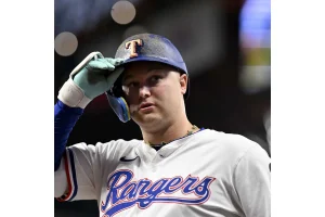 Should Rangers Seek Backup Plan Ahead of Joc Pederson Start?