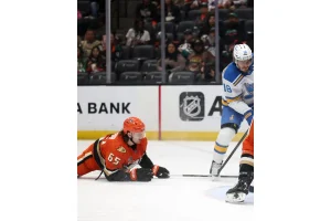 Joel Hofer’s 5th Shutout Powers Blues’ Win Over Ducks