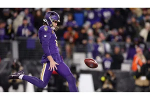 Giants Make Jordan Stout NFL’s Highest-Paid Punter
