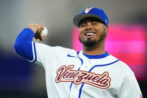 Juan Soto Hints He Might Miss Yankees After All
