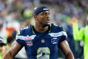 5 RBs Jaguars Should Target Including Kenneth Walker III