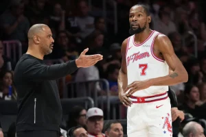 Kevin Durant’s Missed Free Throw Costs Rockets in Overtime Loss