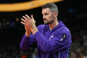 Kevin Love Breaks ABA/NBA Record with 52nd Double-Double Streak