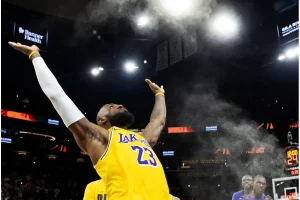 Byron Scott: LeBron May Leave Lakers, “Not A True Laker”