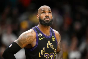 LeBron James Breaks NBA Field Goal Record, Shocks World