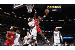 Clippers Edge Knicks Again, Snag 2nd Straight Home Win