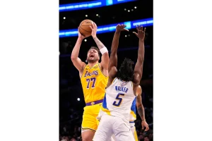 Lakers Injury Update: LeBron Questionable Ahead of Knicks Game