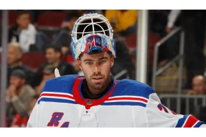 Florida Panthers Sign Goalie Louis Domingue to One-Year Deal