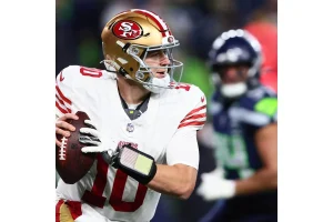49ers’ Mac Jones Trade Price Shocks NFL Teams