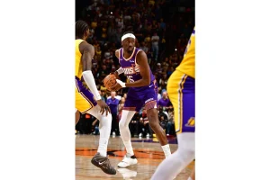 Mark Williams Out vs Bulls Due to Foot Soreness