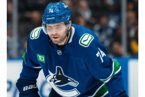 Mattias Samuelsson Reveals Top Defense Techniques on Ice