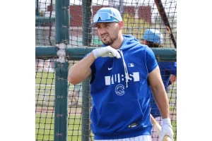 Michael Conforto Eyes Cubs Roster Spot in Spring Debut