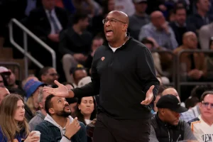 Parsons Warns Mike Brown: Watch Jalen Brunson’s Foul Tactics