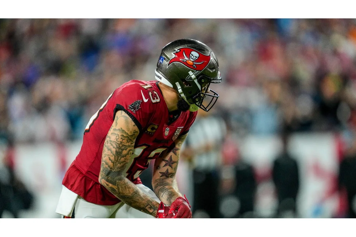 Mike Evans