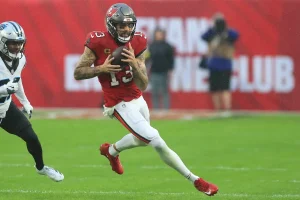 Mike Evans to Seahawks? Pros and Cons of the Potential Signing