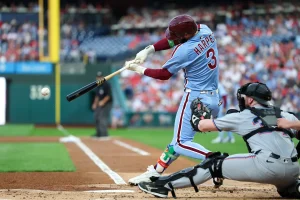 Padres Sign Key Mookie Betts Trade Piece Alex Verdugo