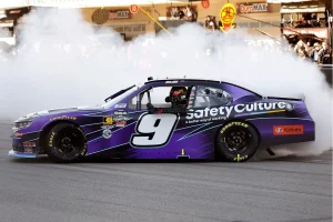NASCAR Texas Grand Prix Picks: Hot Favorites and Shocking Longshots