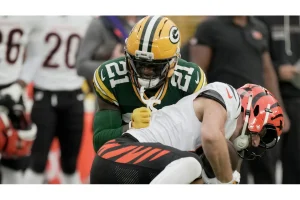 Packers’ St-Juste Signing Fuels Doubt Over Nate Hobbs’ Future