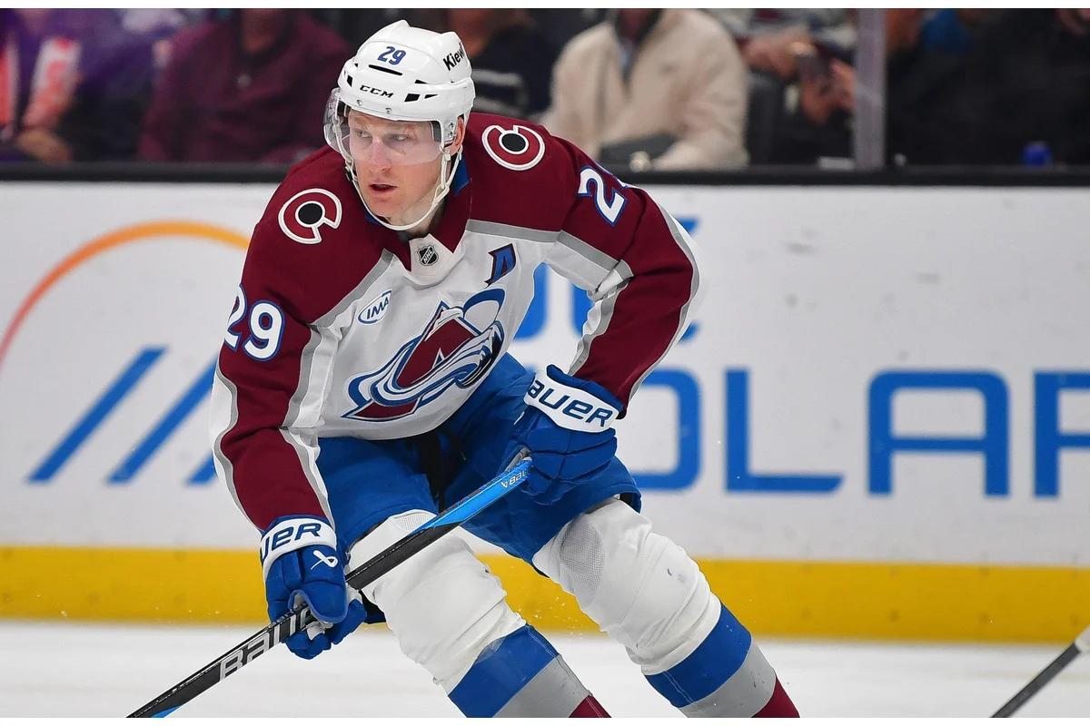 Nathan MacKinnon