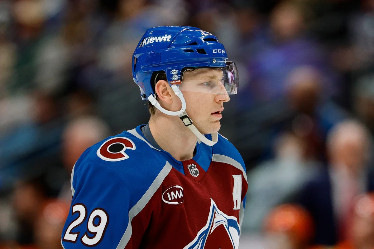 Nathan MacKinnon